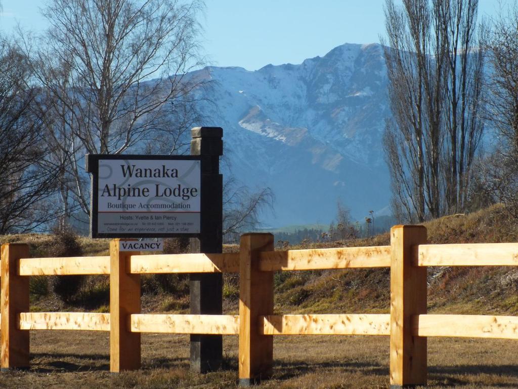 Wanaka Alpine Lodge Buitenkant foto